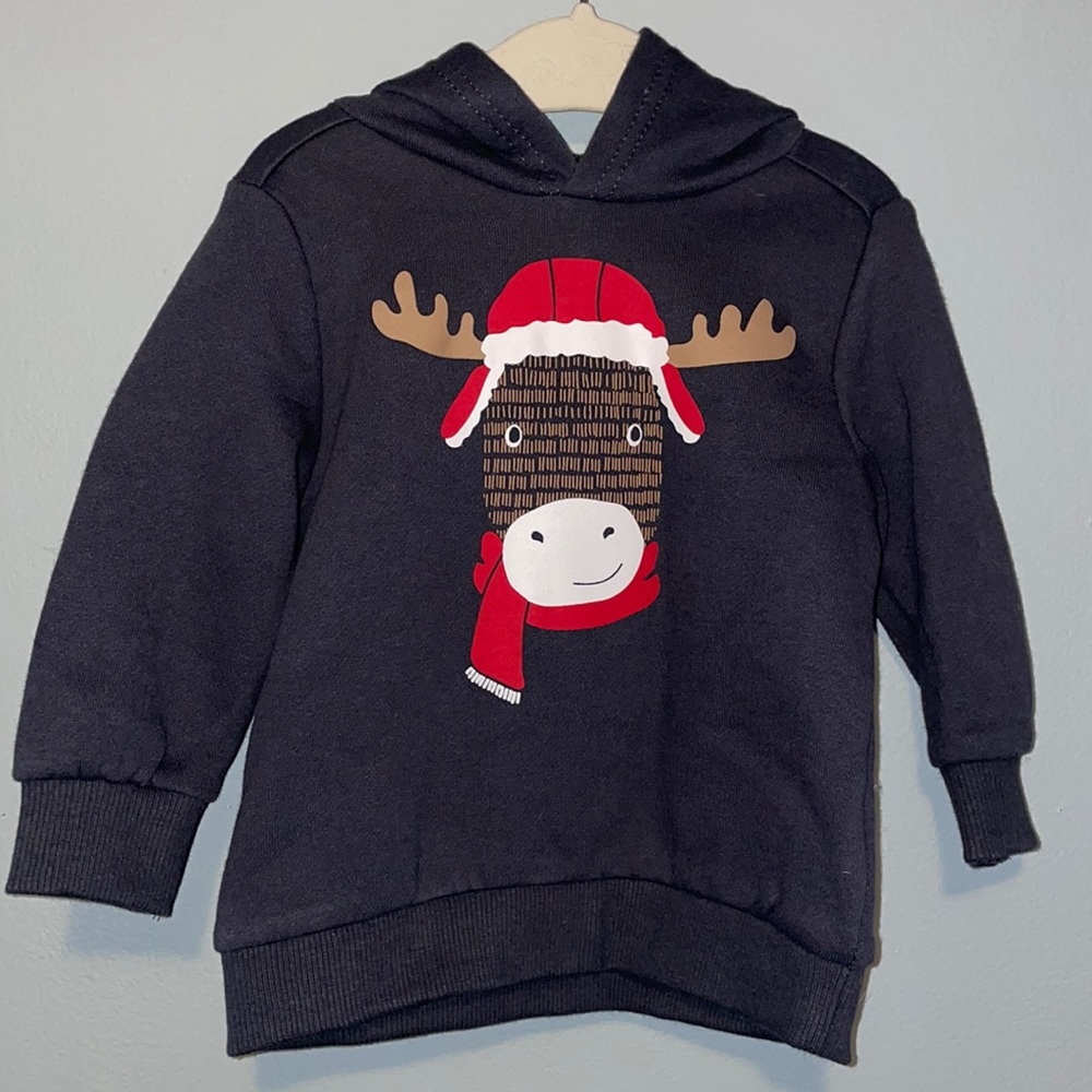 Moose pull over sweatshirt